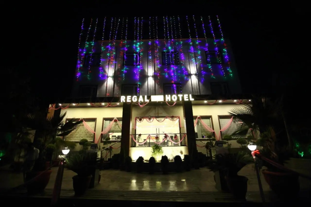 Regal Hotel & Restaurant
