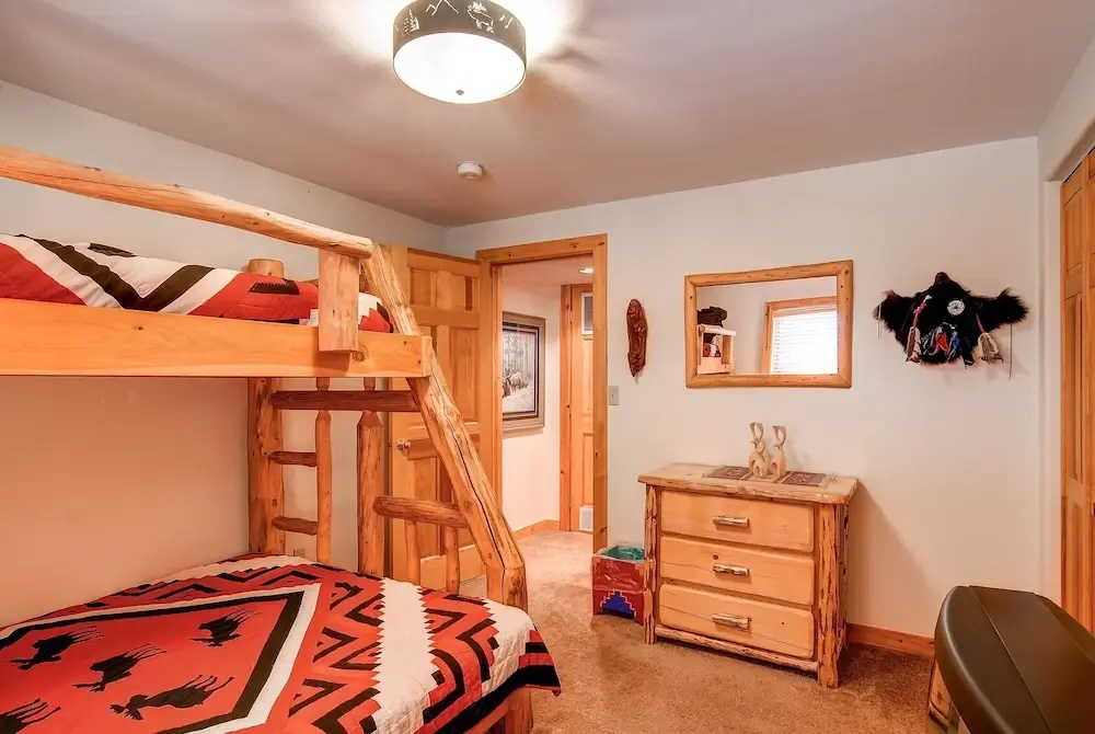 Elk Trail House Peak 7 by Pinnacle Lodging - Chambres