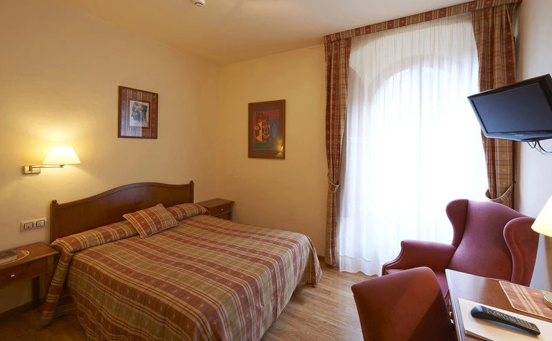 Hotel Abat Cisneros Montserrat - Chambres