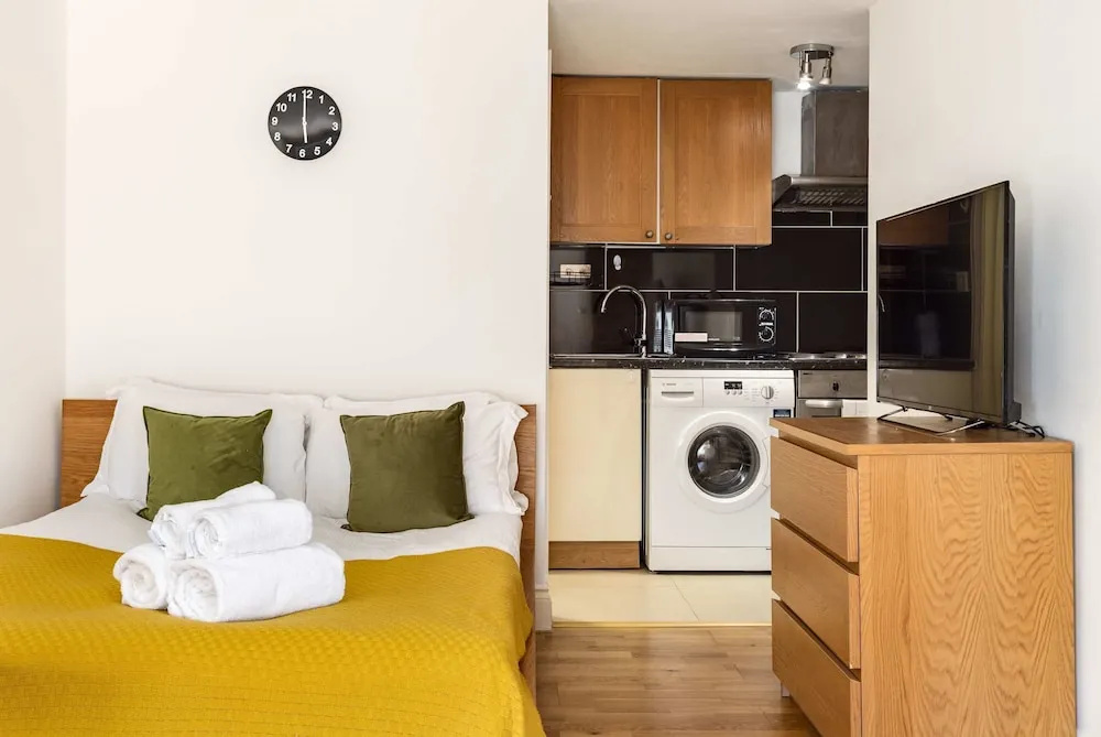 Cozy Studio In Prime South Kensington