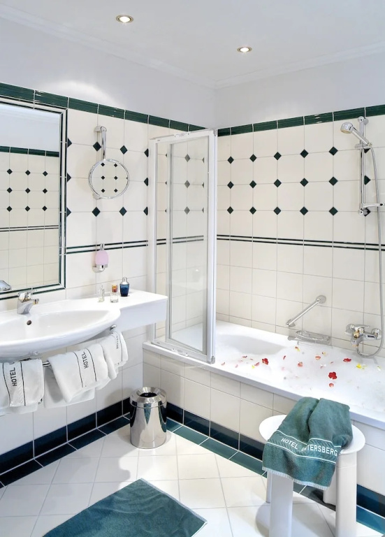 Standard Quadruple room with balcony