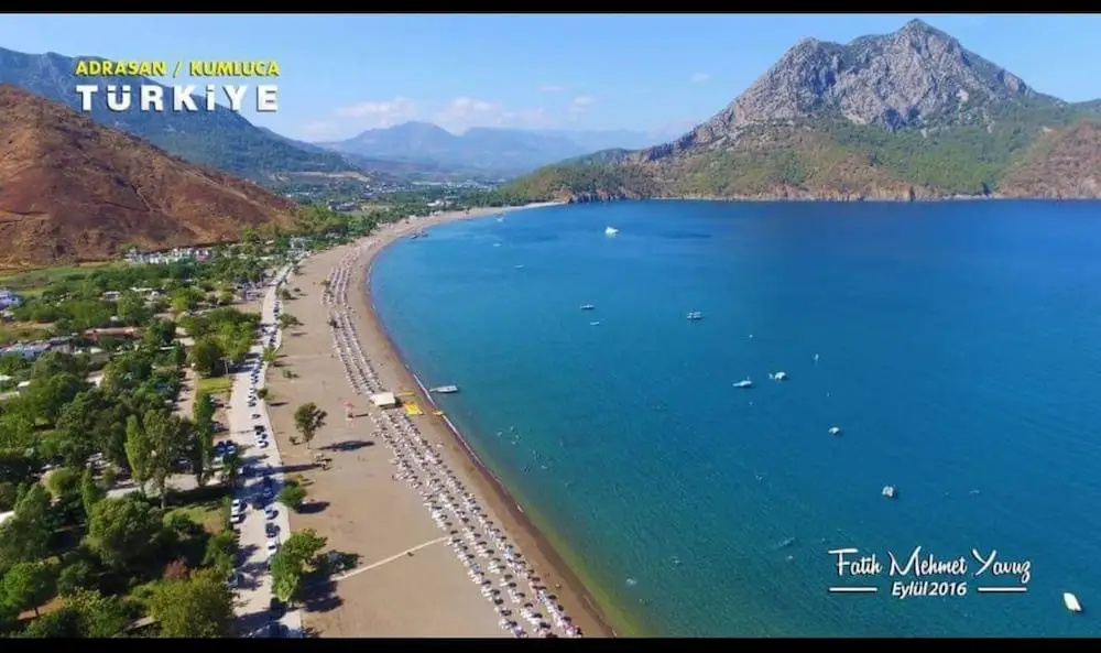 Beach & Waterfront