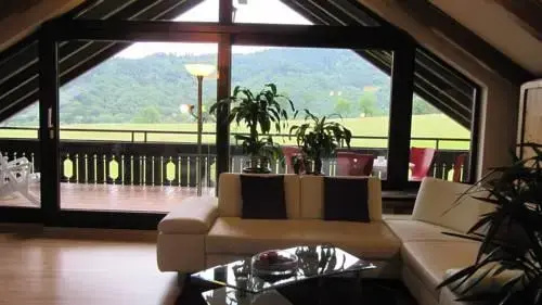 Rebekka mit Haus am Brhl - Général