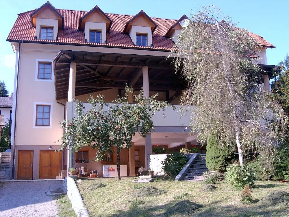 Hotel Kovac - Général