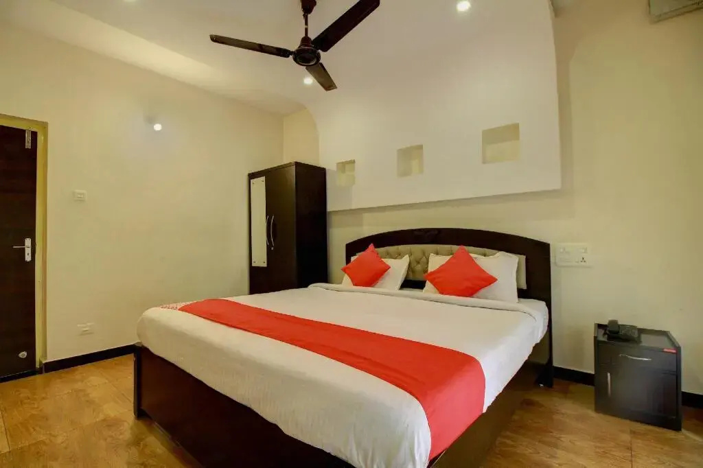 Sujitha Service Apartments By OYO Rooms
