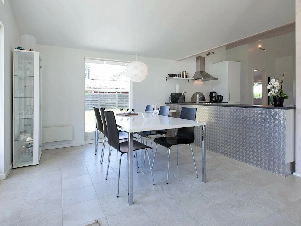 Cozy Holiday Home in Væggerløse With Private Whirlpool - фото 13