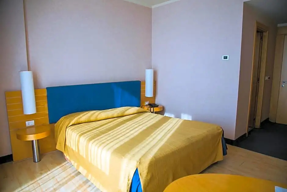 Nicotel Bisceglie - Chambres