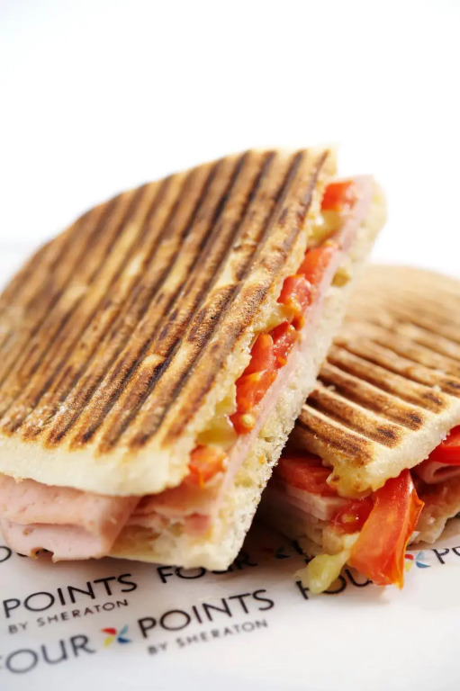 Four Points by Sheraton Edmonton South - фото 11