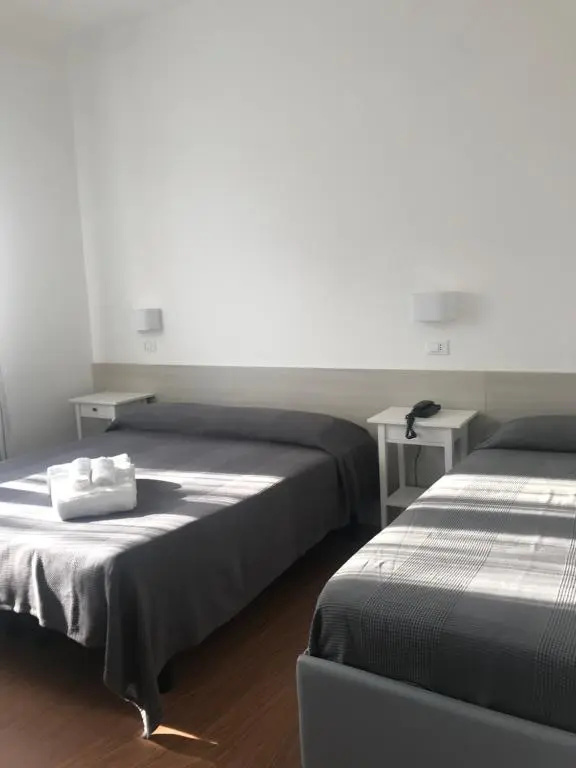 Economy room