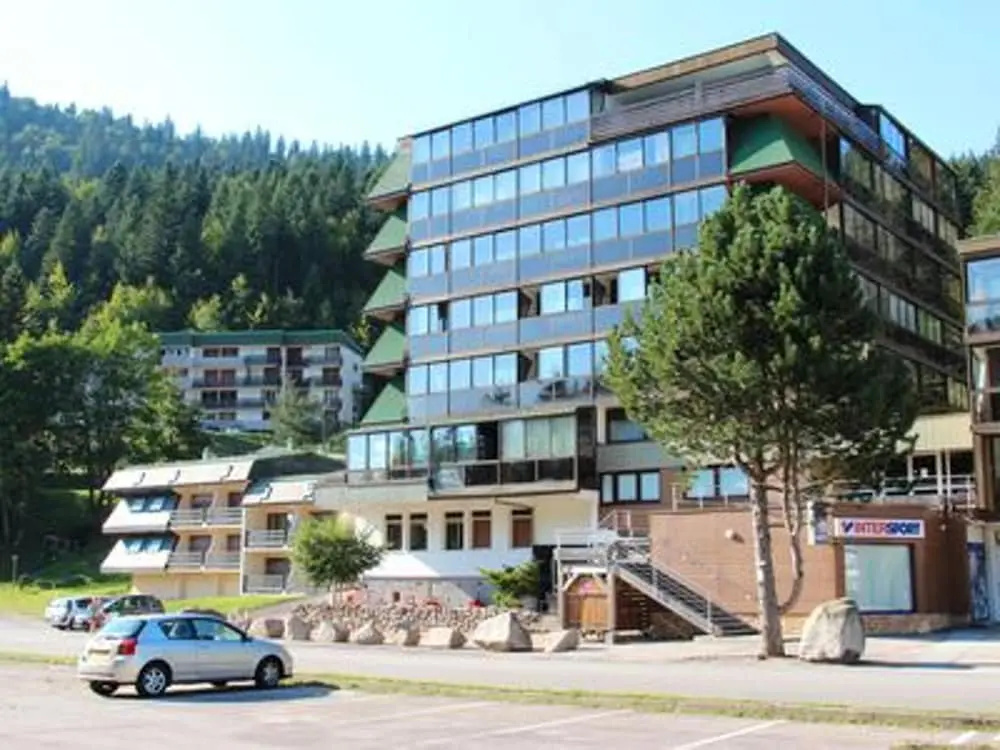 Apartment With one Bedroom in La Bresse, With Wonderful Mountain View and Furnished Balcony - 200 m From the Slopes