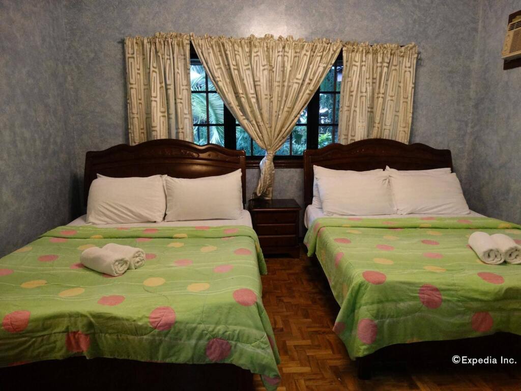 Alona Tropical Beach Resort