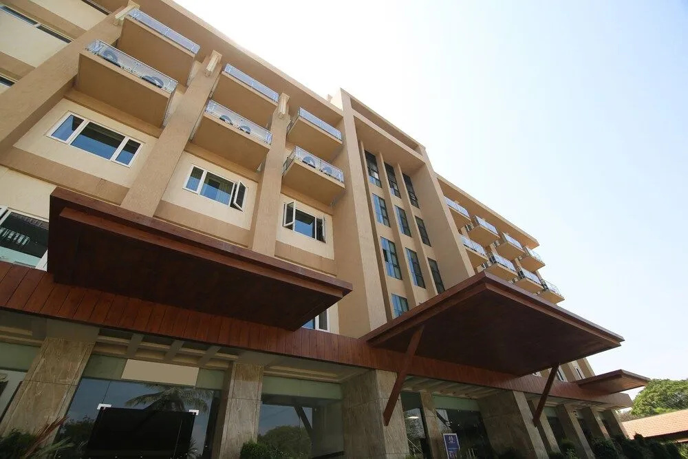 Capital O 30441 Hotel Durgada Siri