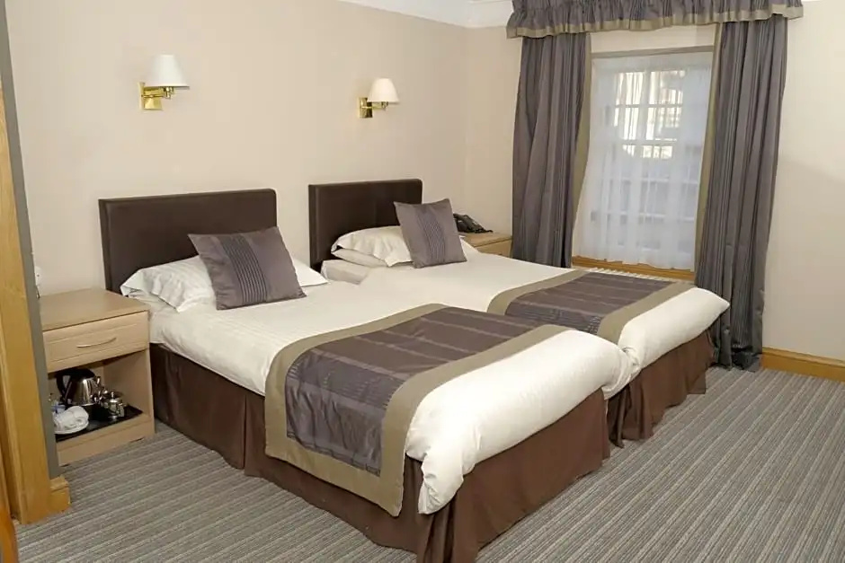 Burnett Arms Hotel - Chambres