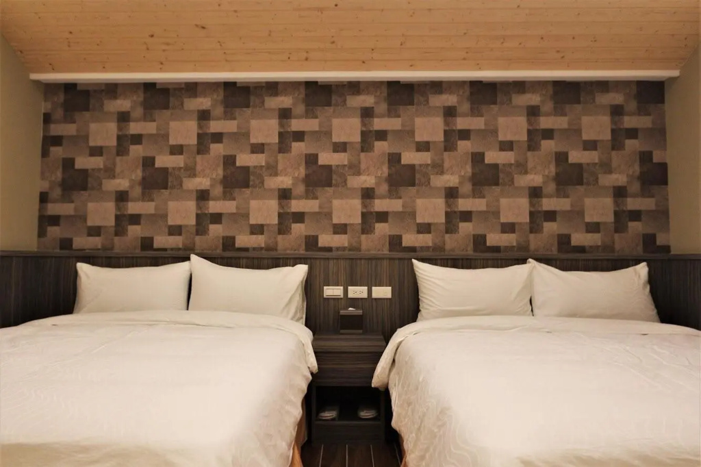 Standard Double room (full double bed)