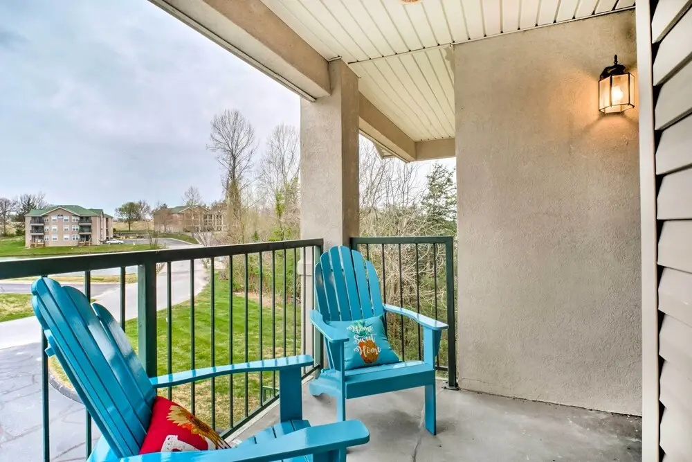 Holiday Hills Resort Condo: 3 Mi to Branson Strip!