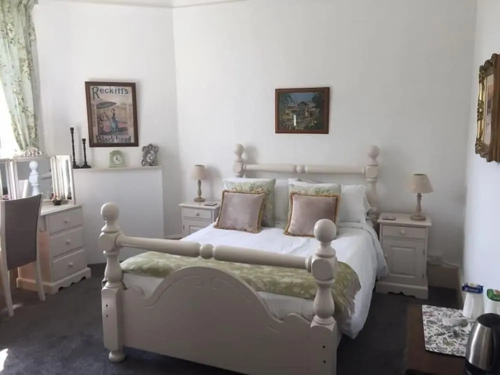 Standard Double Family room with garden view (twin beds)