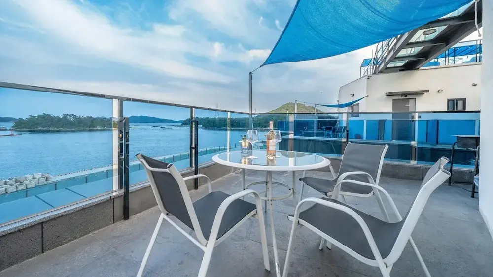 Changwon Healingtime Poolvilla Pension