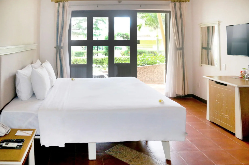 Sandy Beach Non Nuoc Resort Danang