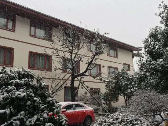 Tanfeng Hot Spring Resort