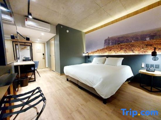 Tandjung Sari Hotel