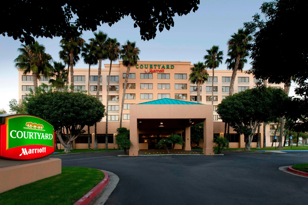 Courtyard by Marriott Cypress Anaheim/Orange County — фото