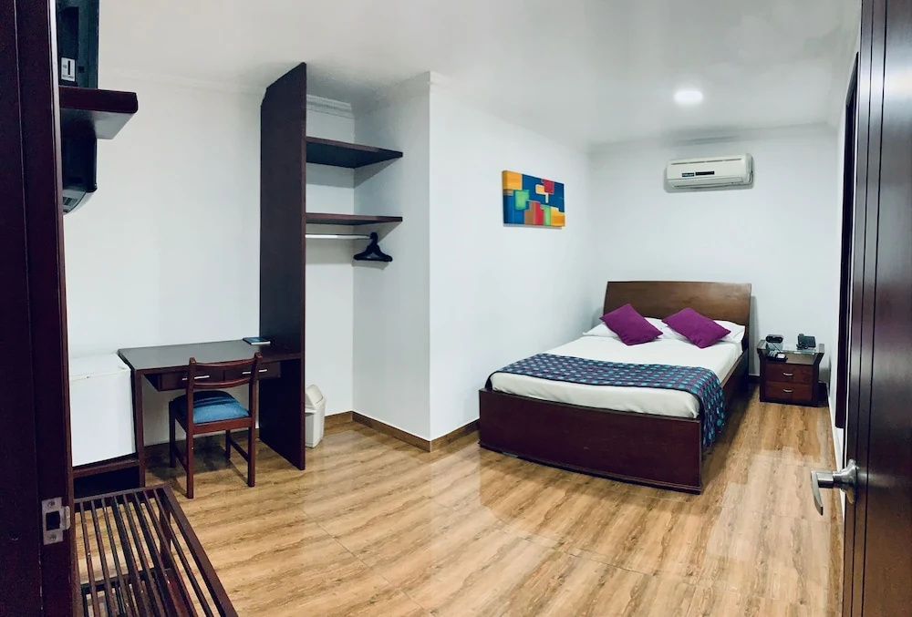Hotel Kamani Florencia - Chambres