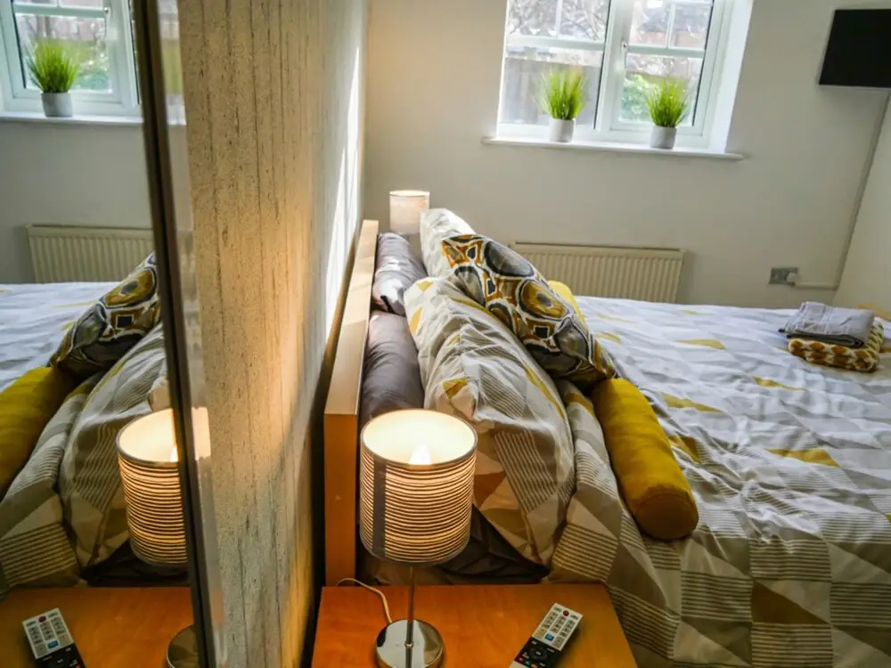 Amazing 5 2-bed Apartment in Manchester