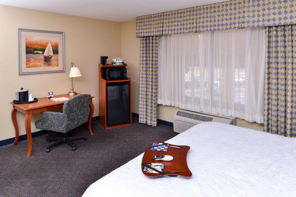 Hampton Inn Evanston - фото 4