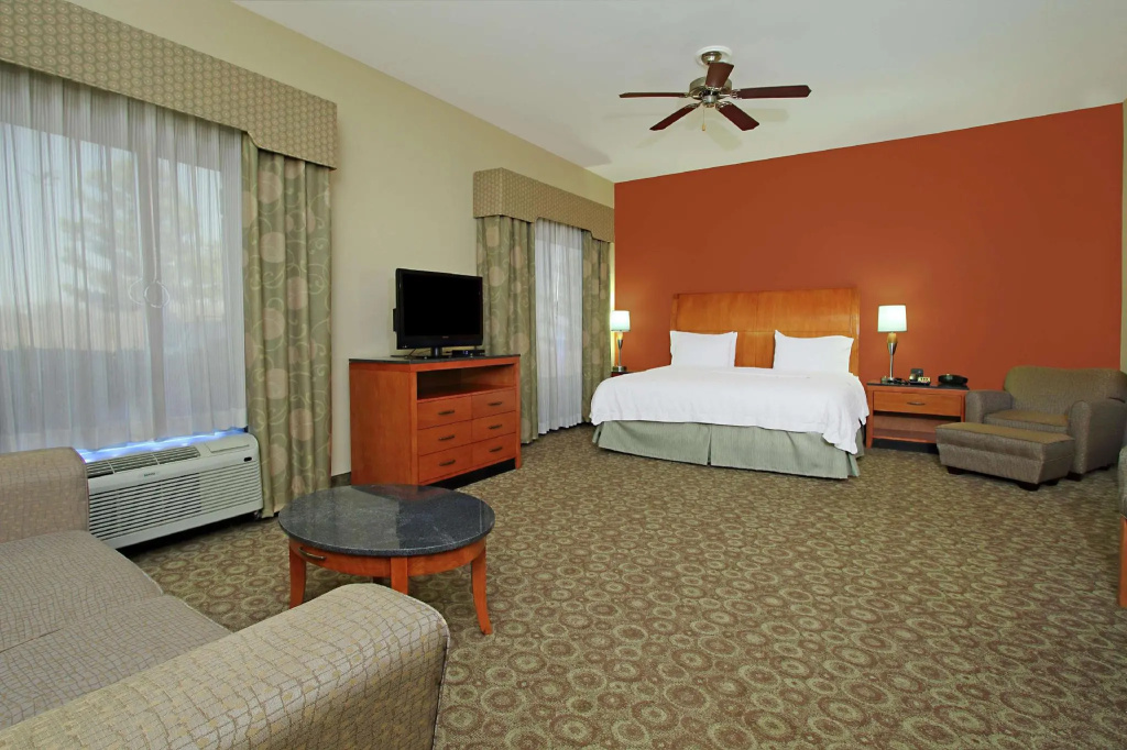 Double Suite (full double bed)