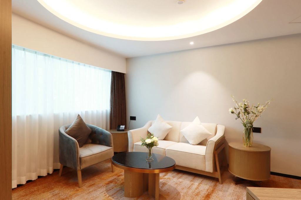 Lobby & Reception