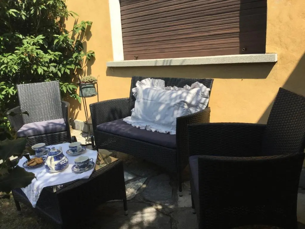 1 Bedroom Apartment with garden view