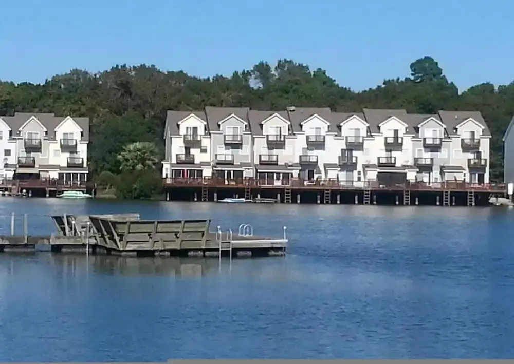 Luxury Charleston Waterfront Getaway