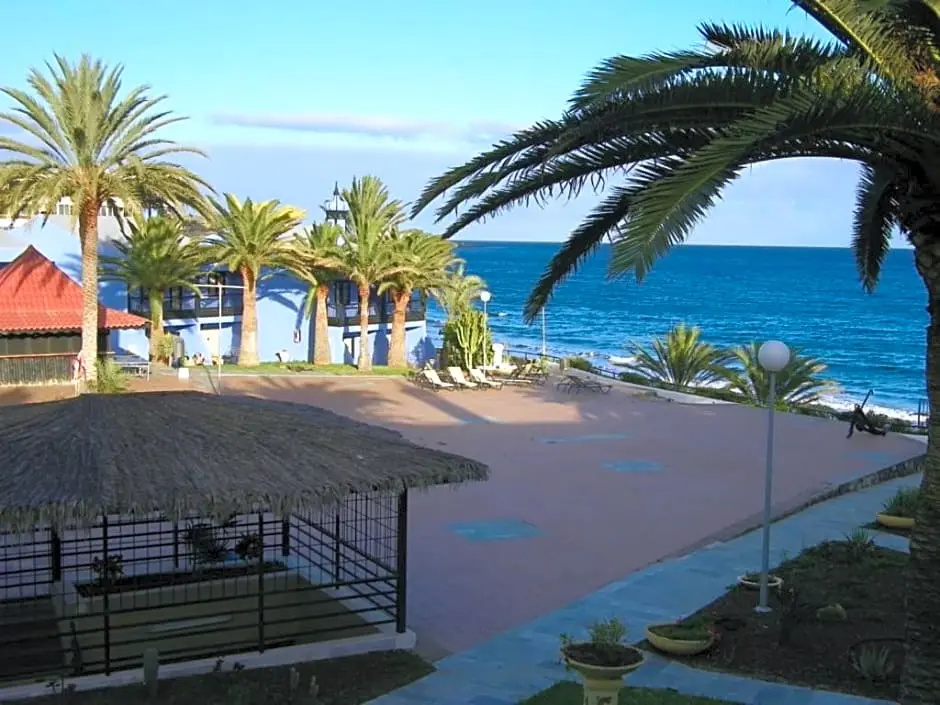 Beach & Waterfront