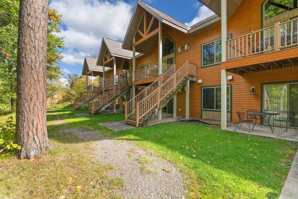 Gull Lake All-season Getaway w/ Private Deck — фото 4