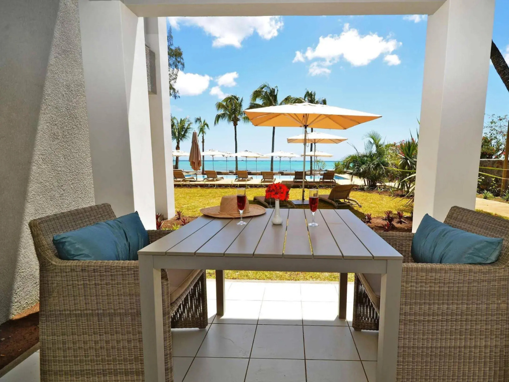 Mon Choisy Beach R.