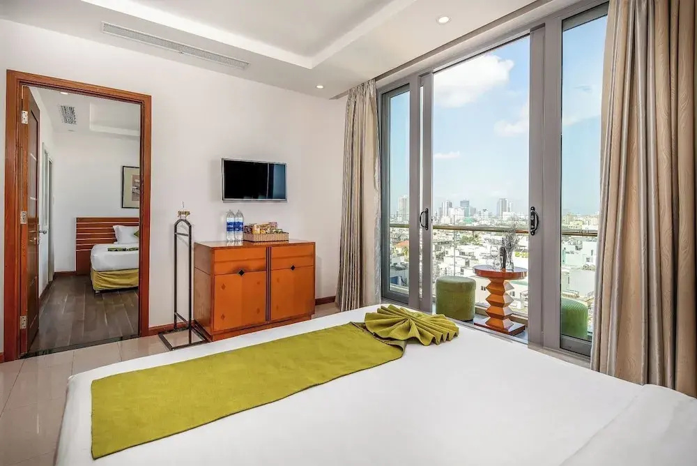 Deluxe Apartment
