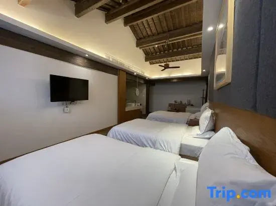 Economy room
