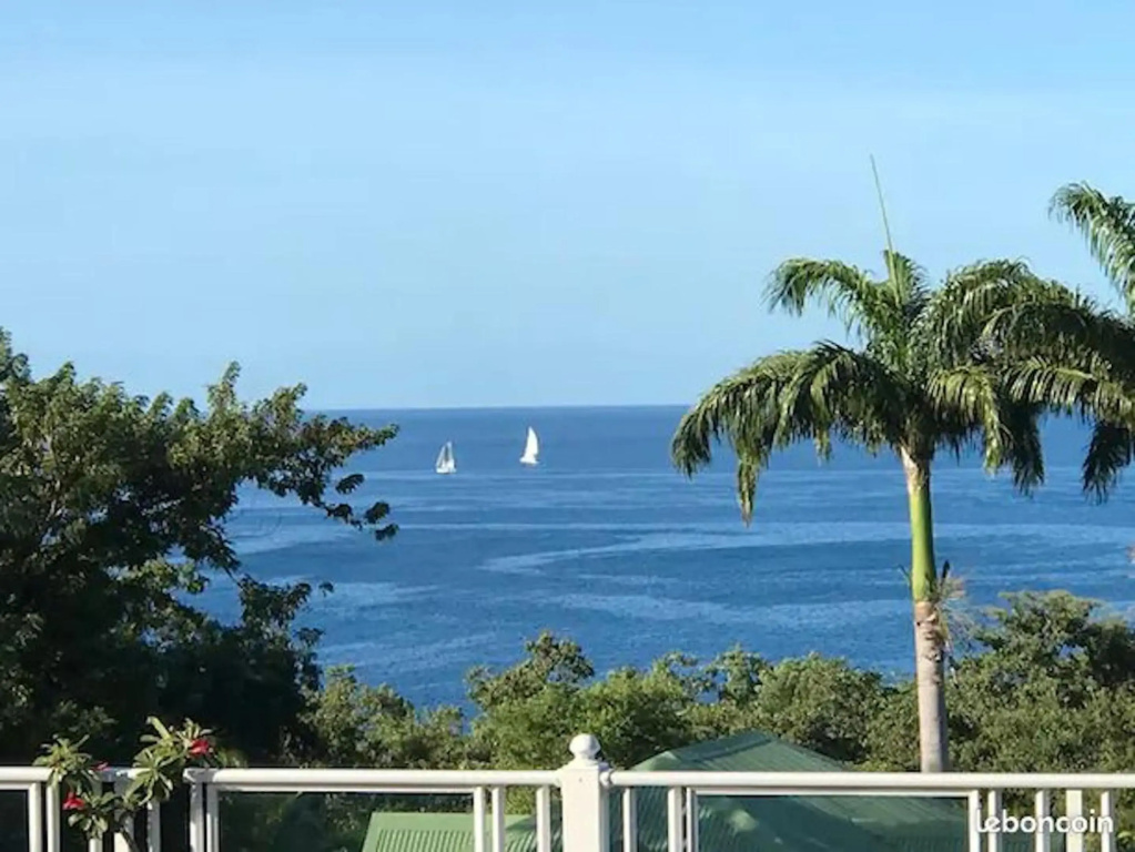 Maison de 3 chambres a Pointe Noire a 150 m de la plage avec vue sur la mer piscine partagee et jardin clos