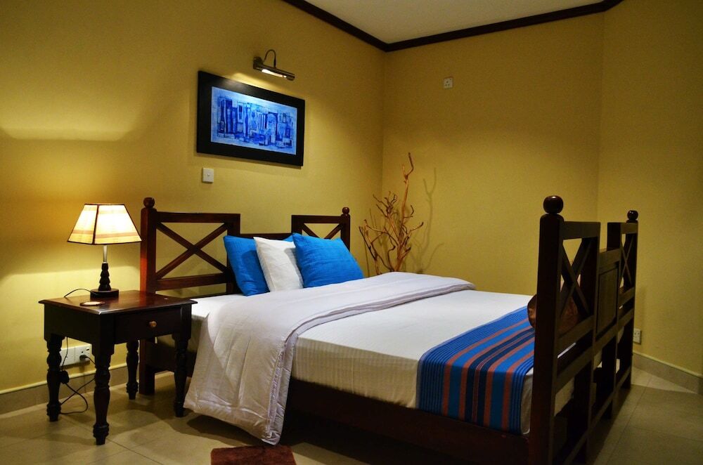 Hillcrest Villa