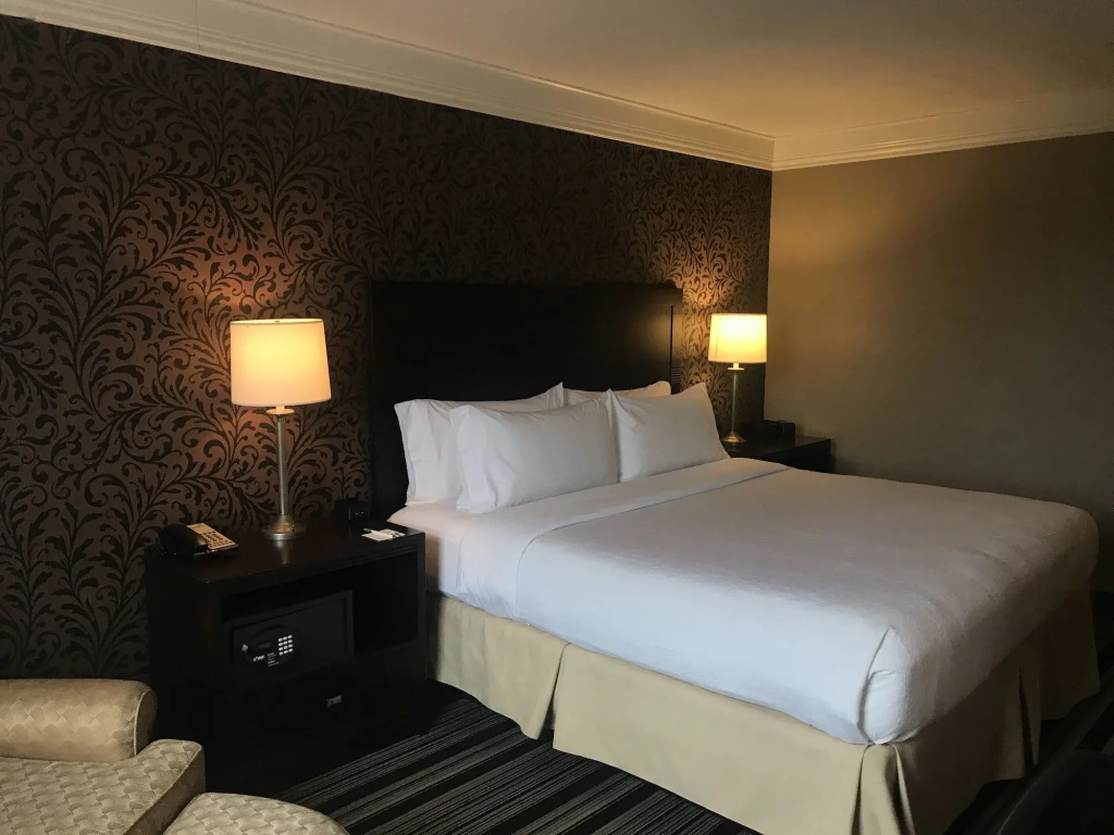 Holiday Inn Cleveland-Mayfield by IHG - Général