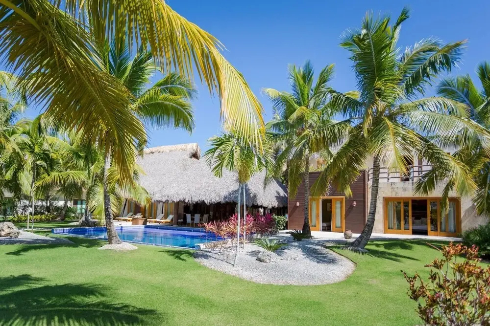 Large 12 000 sq ft 5-bdr Villa for Rent in Cap Cana With Pool Chef Maid