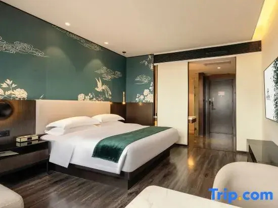 Deluxe Double room (full double bed)