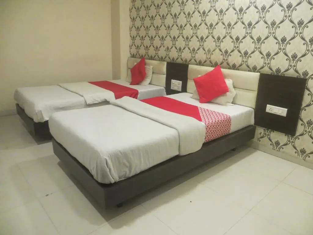 Economy Double room (twin beds)