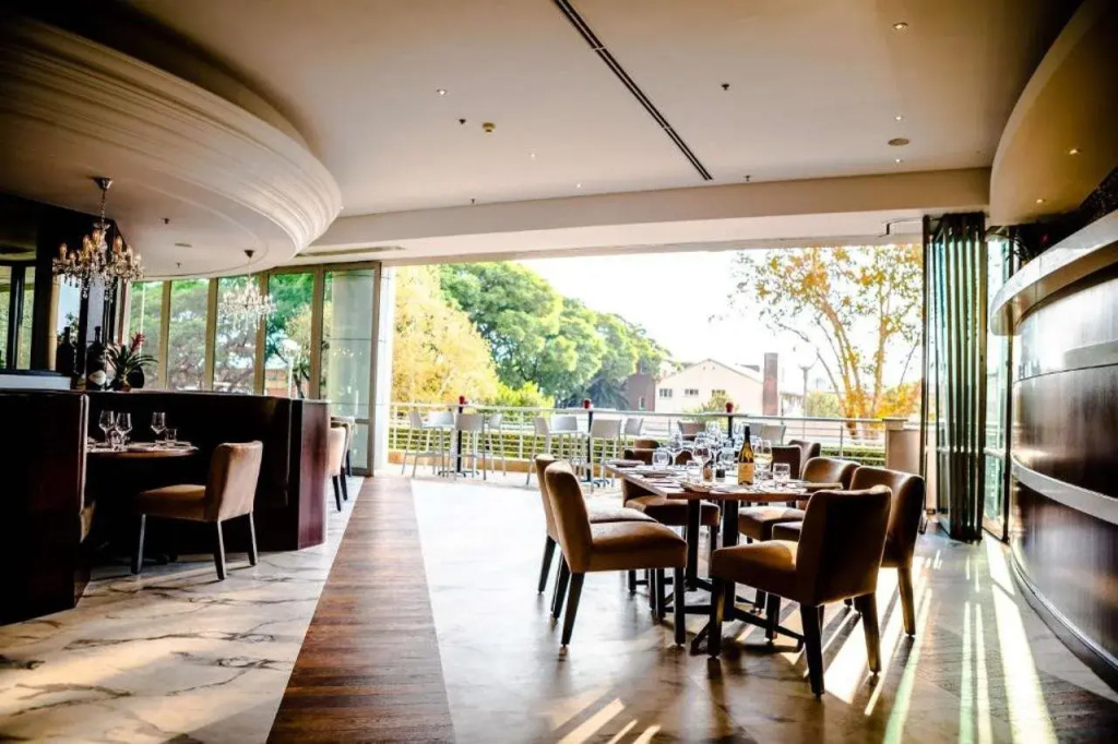 Southern Sun Rosebank - Général