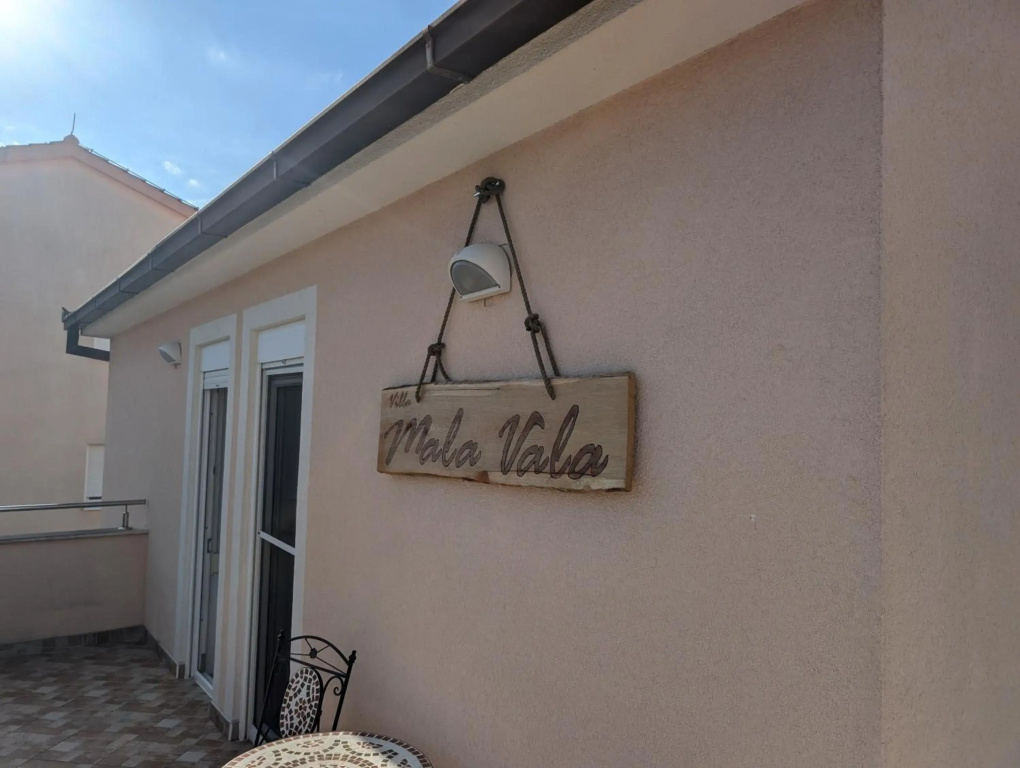 Villa Mala Vala / 120qm / 3 SZ / 5 -6 P / Meerbl.