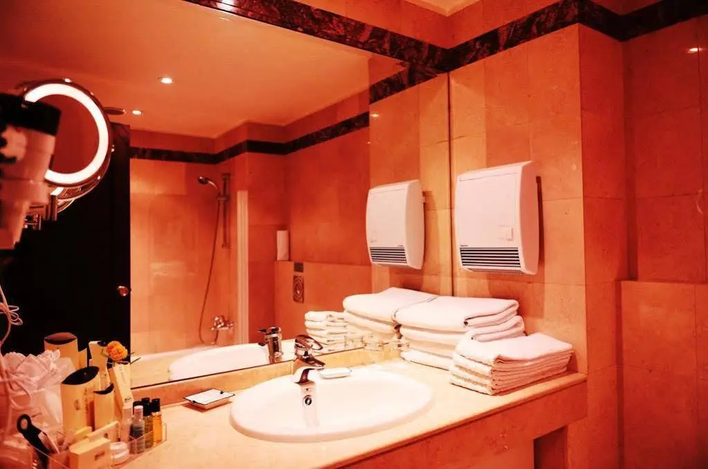Hotel photo 10