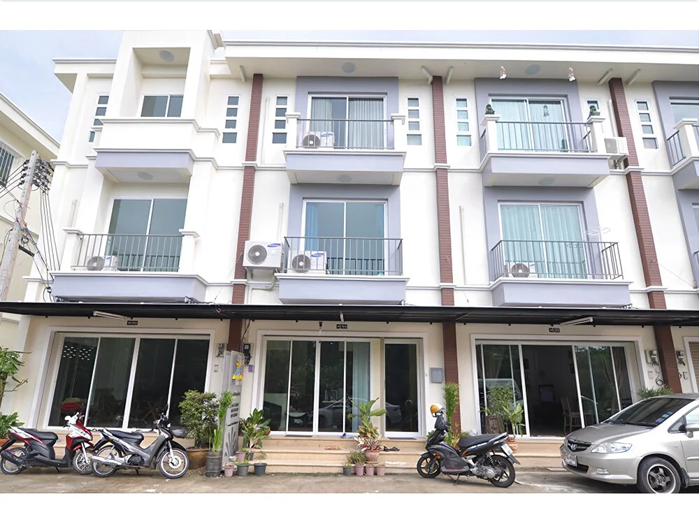 Sleep Room Guesthouse Phuket