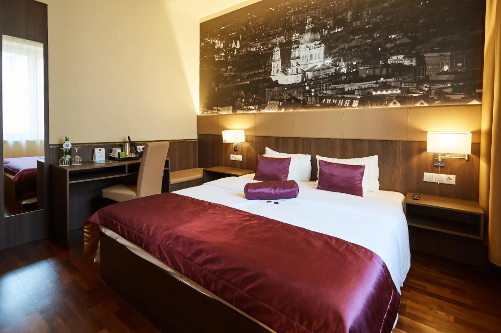 12 Revay Hotel - Chambres