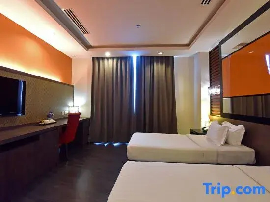 Deluxe Double Studio (twin beds)