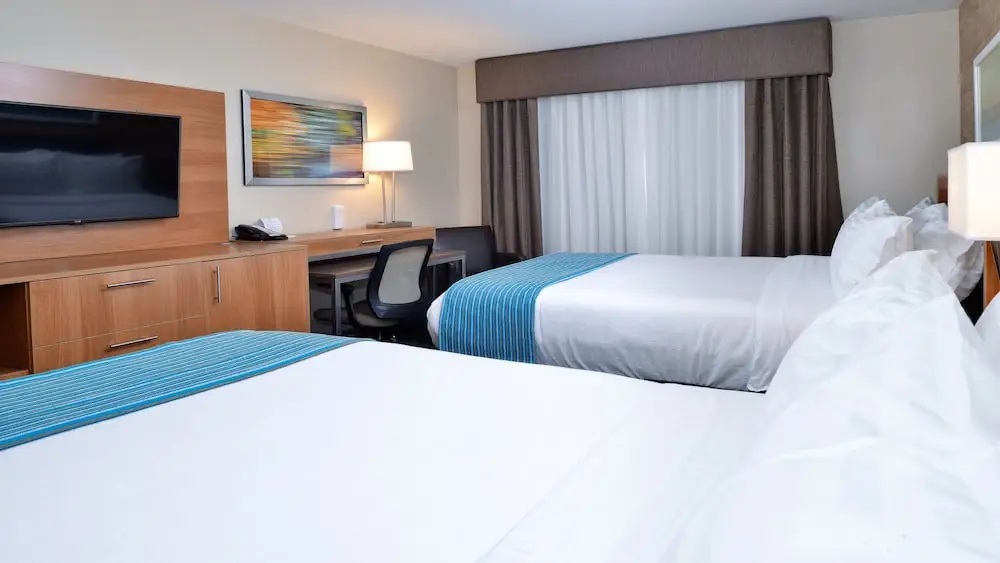 Holiday Inn Hotel & Suites Edmonton Airport & Conference Ctr by IHG - Chambres